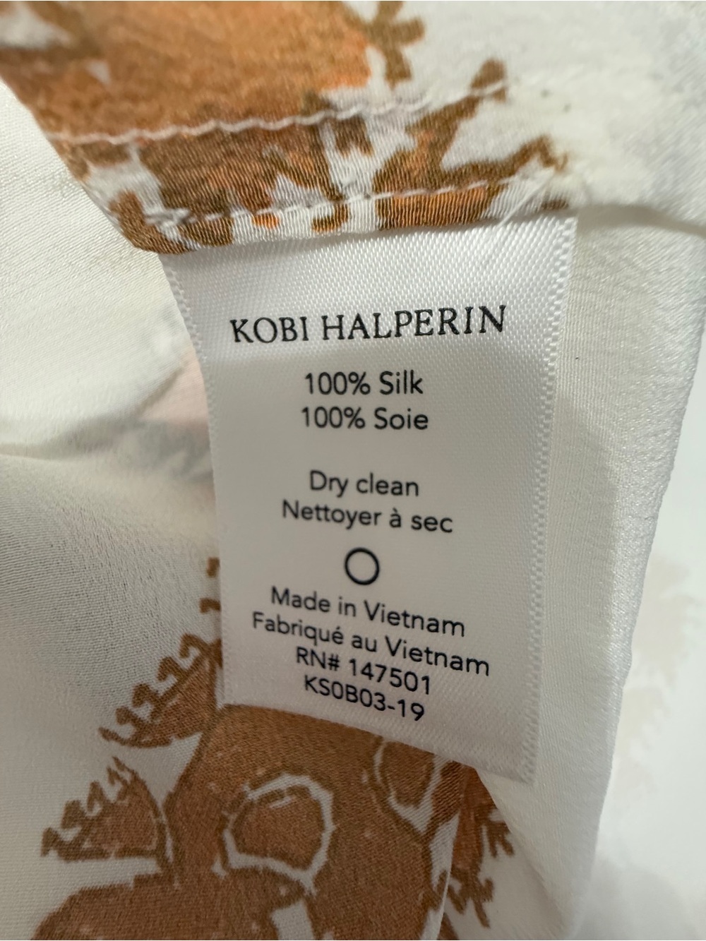 #17) NEW Kobi Halperin Silk Cream Blouse with Orange Medallion Print - Picture 7 of 8
